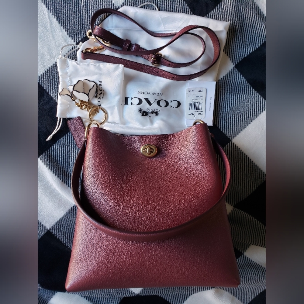 Coach Charlie Bucket Bag w/ Bonus Leather Flower Charm